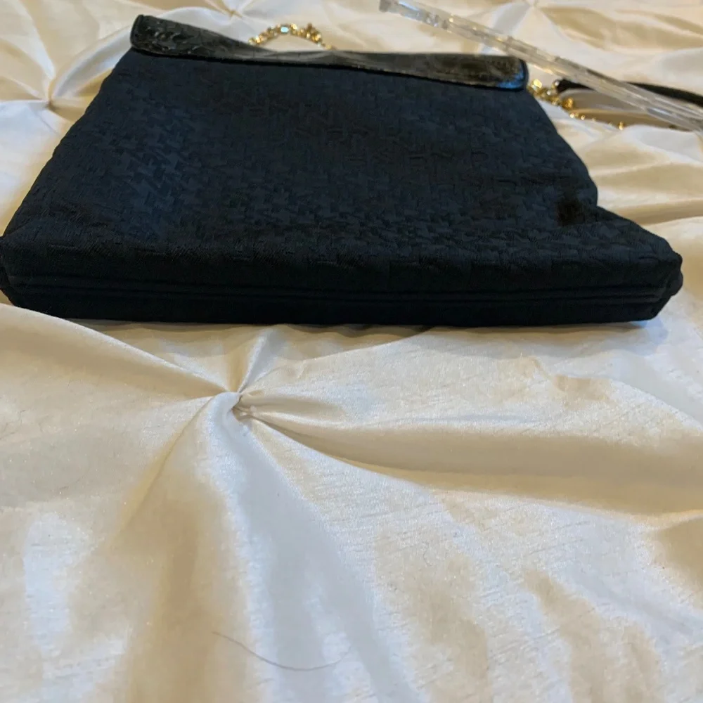 DKNY Black Croc Embossed Leather/Fabric Crossbody Handbag